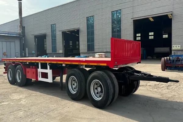 4 ašių plokščias „Drawbar“ pilna priekaba su „Dolly“ bus išsiųsta į Nigeriją